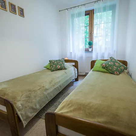 Orzechowy * קרפאז'